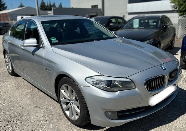 BMW Seria 5 cena 39900 przebieg: 320000, rok produkcji 2010 z Kuźnia Raciborska małe 67